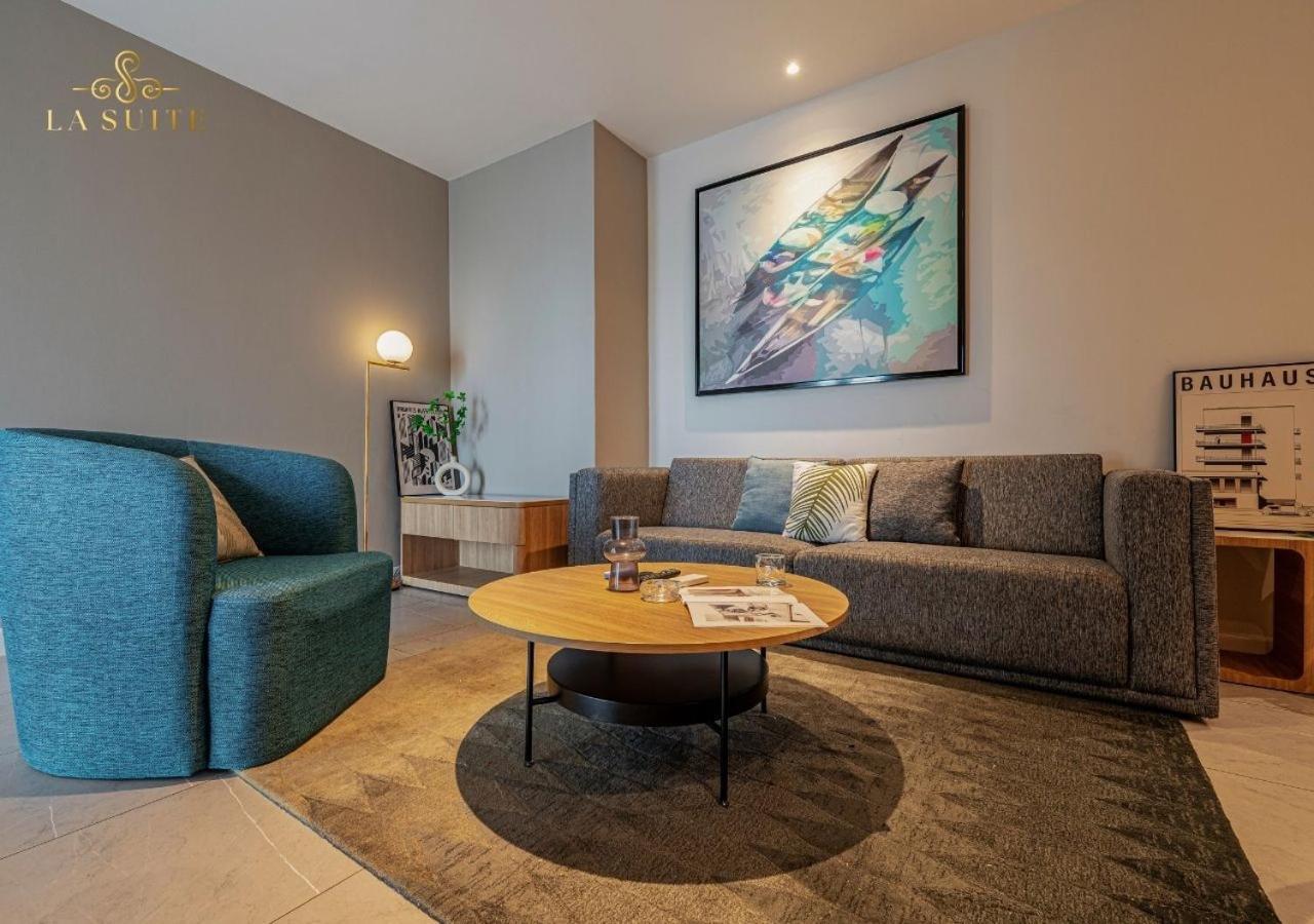 Zenity Complex 5 Star Luxury Style Of 10 Unit - Book Each Unit With 3br Free Gym And Pool Appartement *